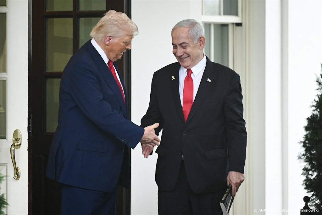 Netanyahu verschijnt na terugkeer in Israël meteen in rechtbank