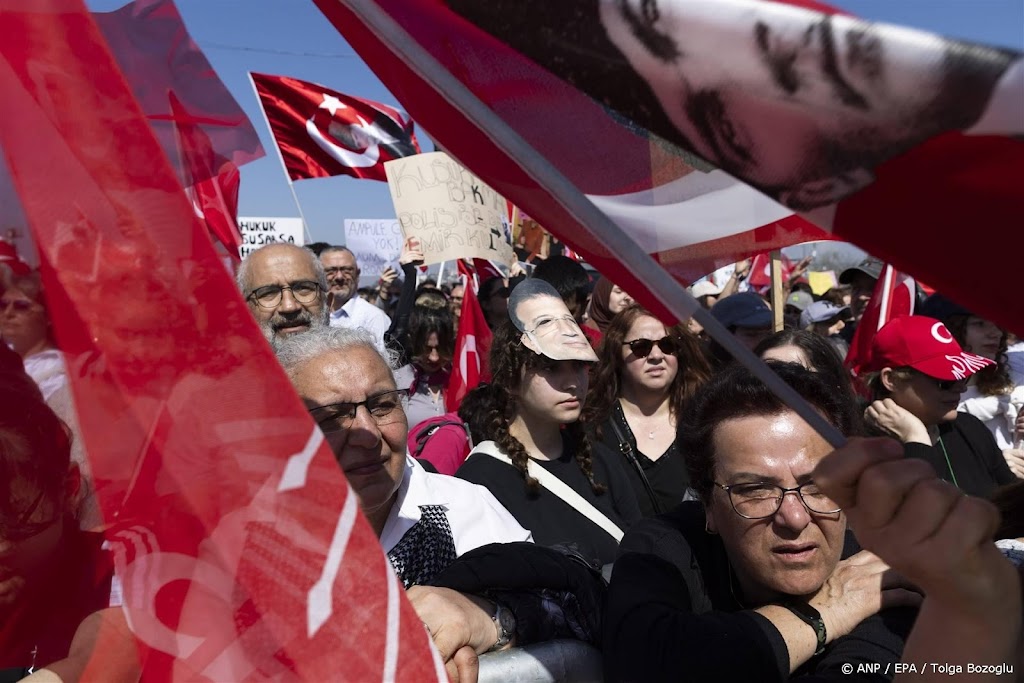 Europarlement tegen hervatten gesprekken EU-toetreding Turkije 