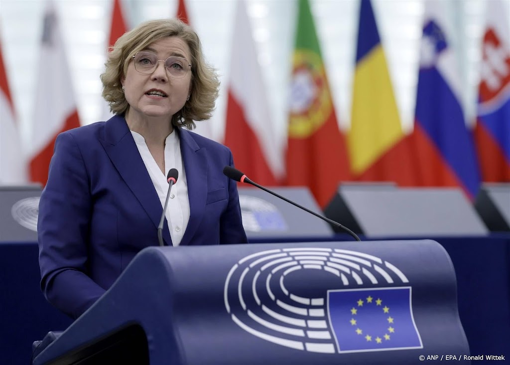 Commissie wil AI-gigafabrieken en minder regels EU-bedrijven