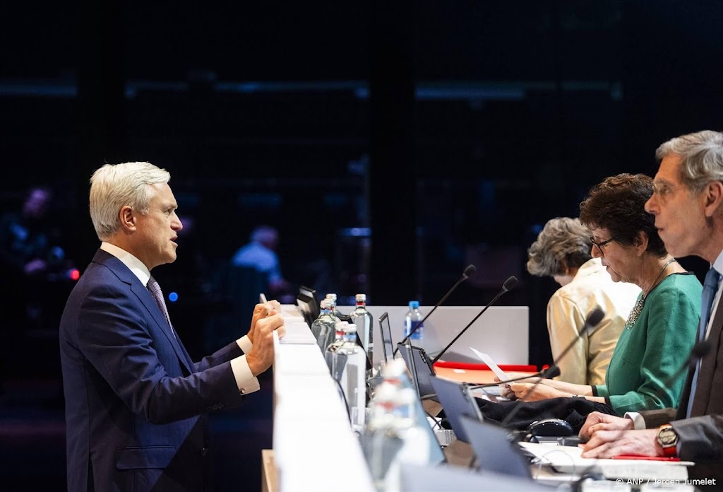AH-moeder botst met activistische aandeelhouders op vergadering