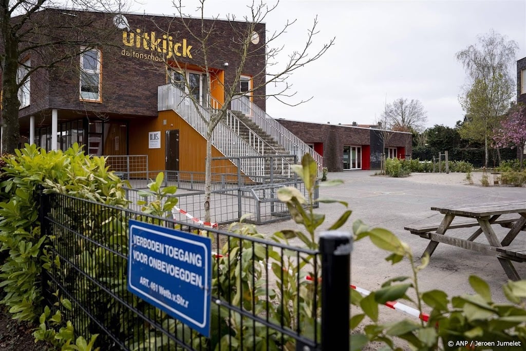 Basisscholen in Baarn donderdag weer open na dreiging