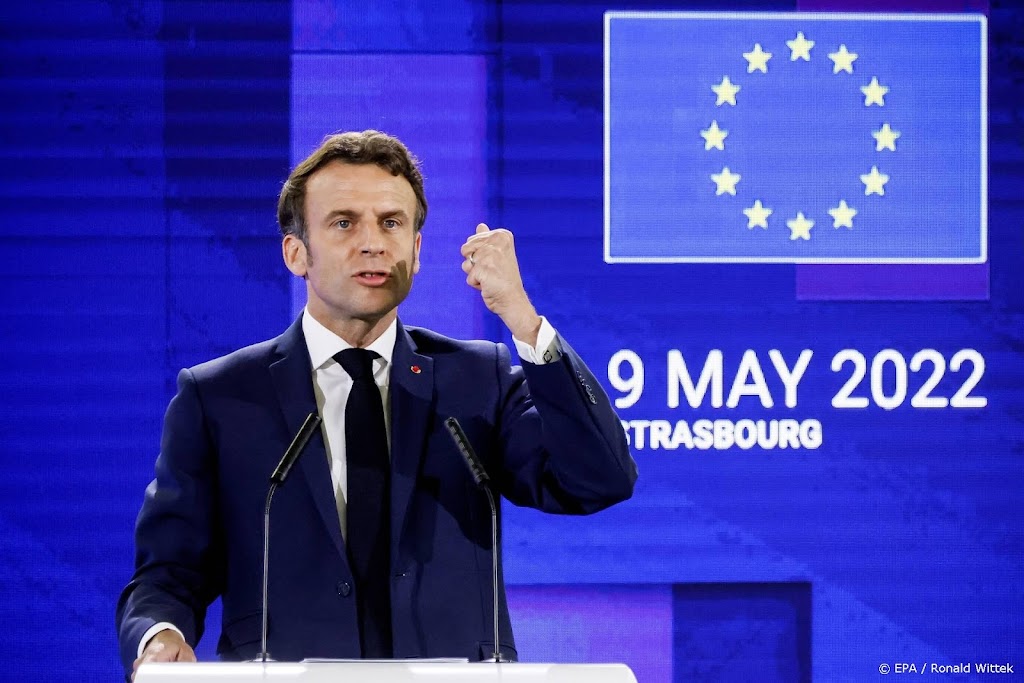Macron stelt nieuwe 'politieke gemeenschap' met Oekraïne voor