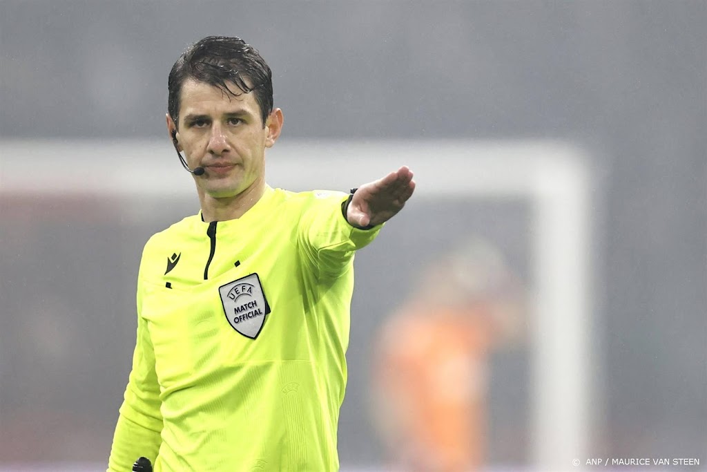 Turkse scheidsrechter voor AZ in halve finale tegen West Ham