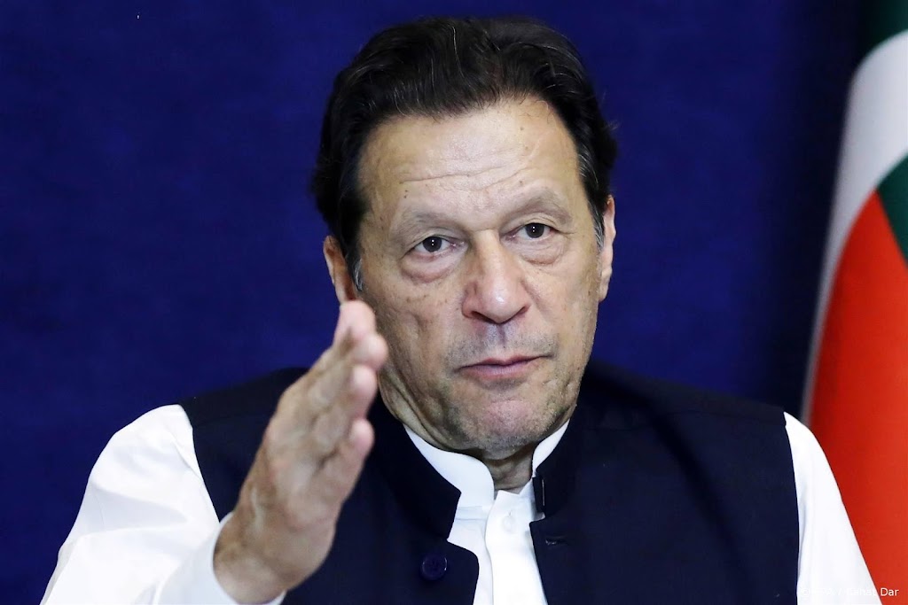 Oud-premier van Pakistan Imran Khan opgepakt voor corruptie