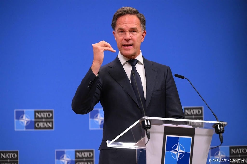 Rutte wil dat nieuwe NAVO-norm van 5 procent in 2032 gaat gelden 