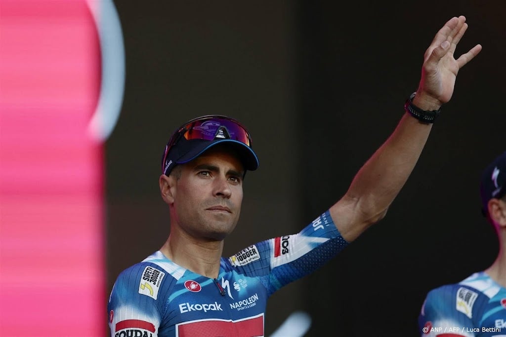 Spaanse favoriet Landa valt uit in Giro met gebroken rugwervel