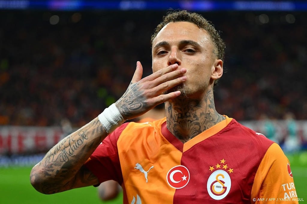 Aanvaller Lang viert landstitel met Galatasaray