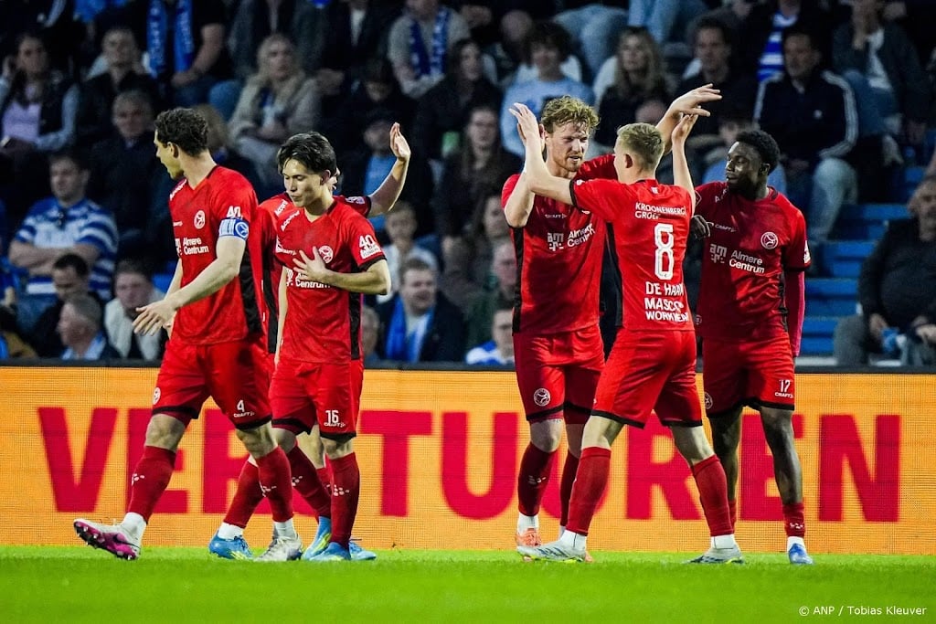 Almere schakelt De Graafschap uit en treft Willem II in play-offs