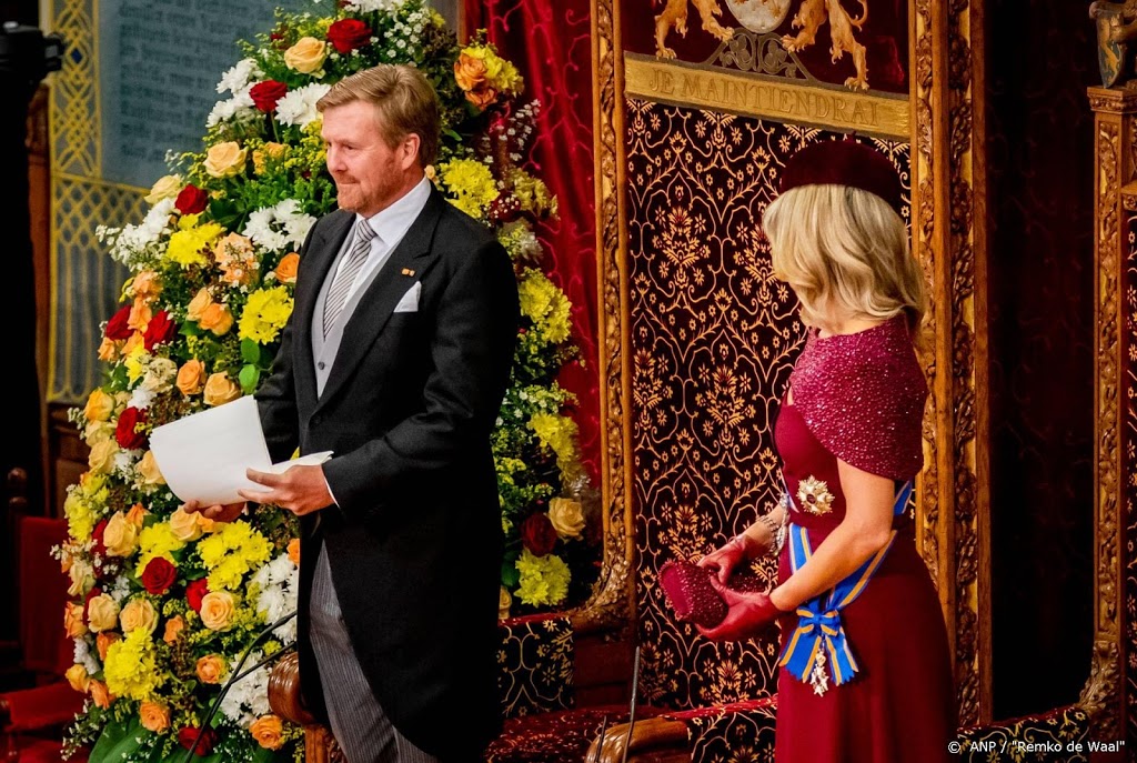 Koning houdt troonrede in Grote Kerk in Den Haag