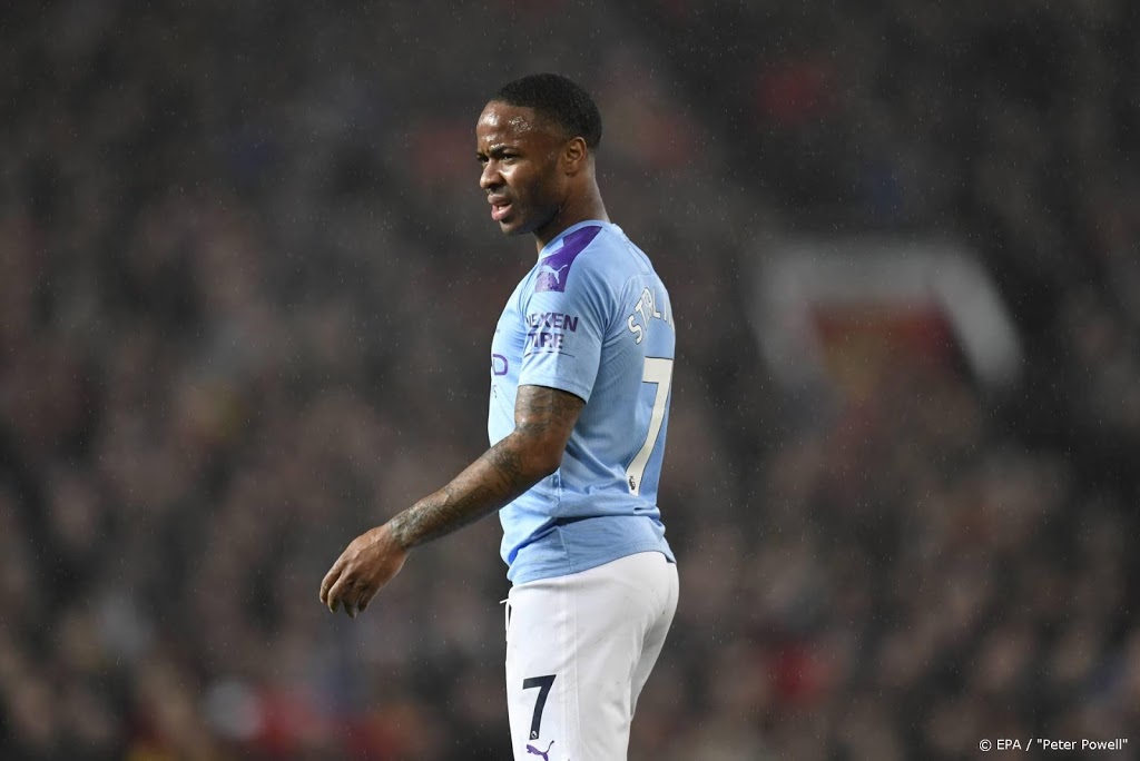 Sterling laakt discriminatie minderheden in Engels voetbal