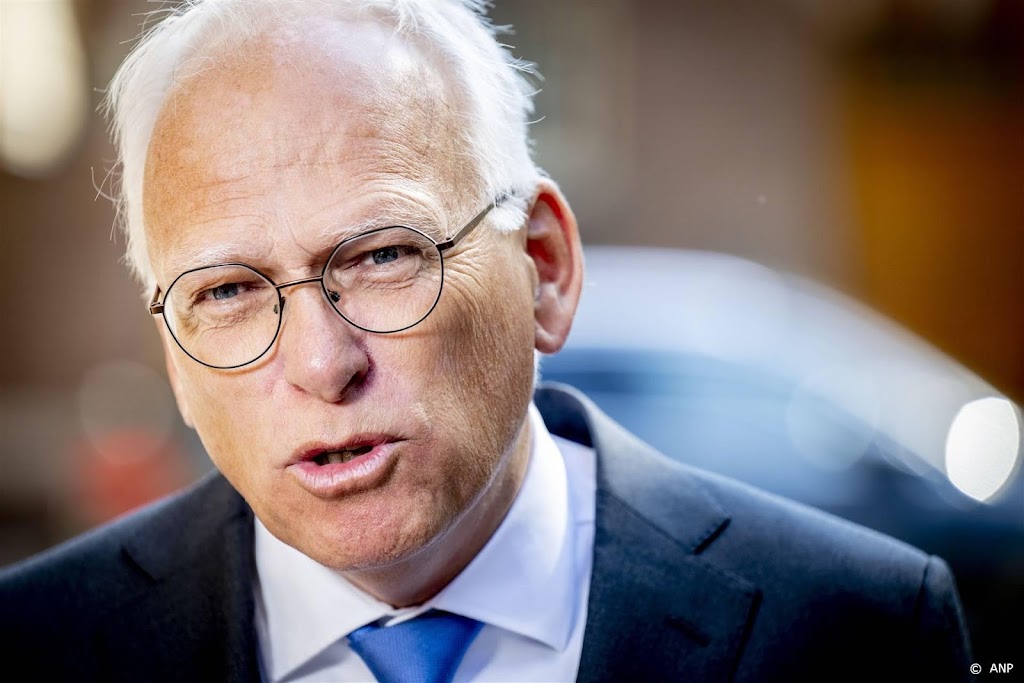 Minister Adema hoopt nu op landbouwakkoord voor de zomer