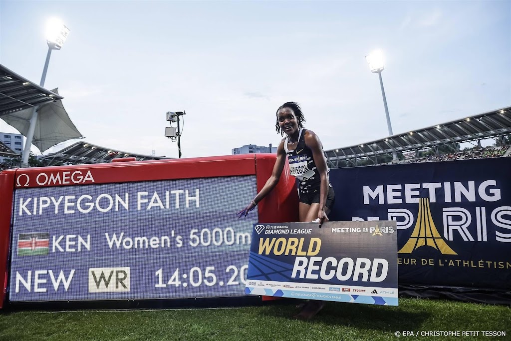 Atlete Kipyegon verbetert ook wereldrecord op 5000 meter