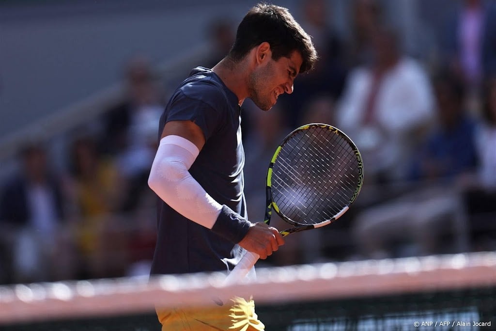 Alcaraz wint ten koste van Zverev voor eerste keer Roland Garros