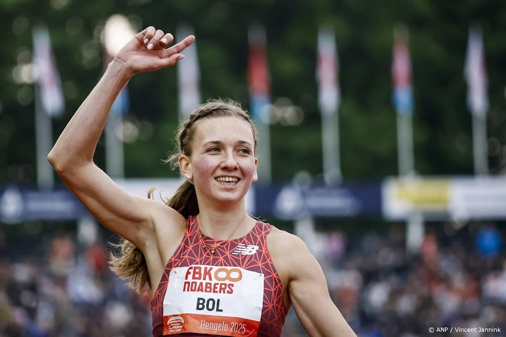 Bol wint 400 meter horden op FBK Games met overmacht