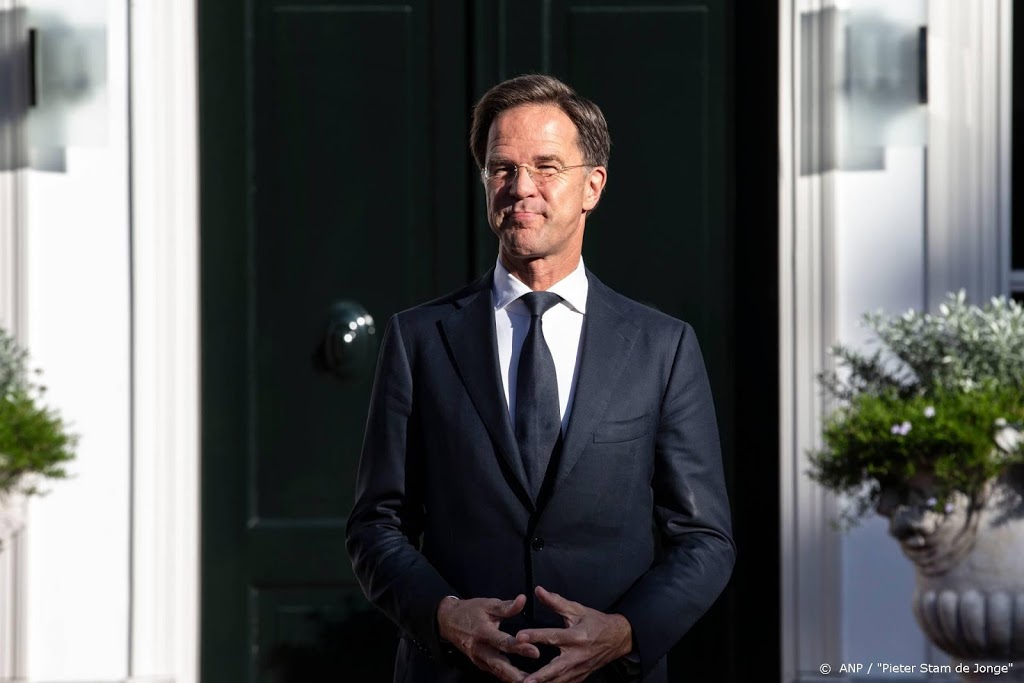 Rutte naar Merkel om te praten over herstelfonds