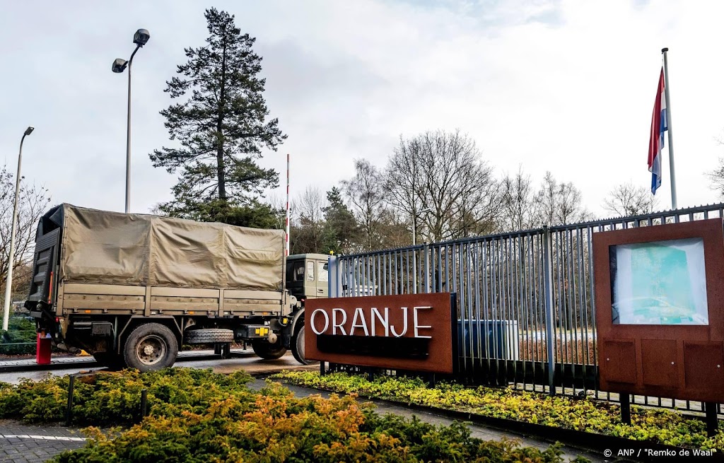 Werkstraffen voor wangedrag in Oranjekazerne