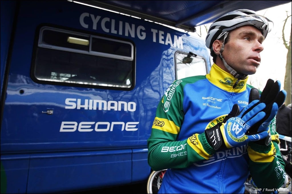Oud-veldrijder Groenendaal ploegleider bij crossploeg Iserbyt