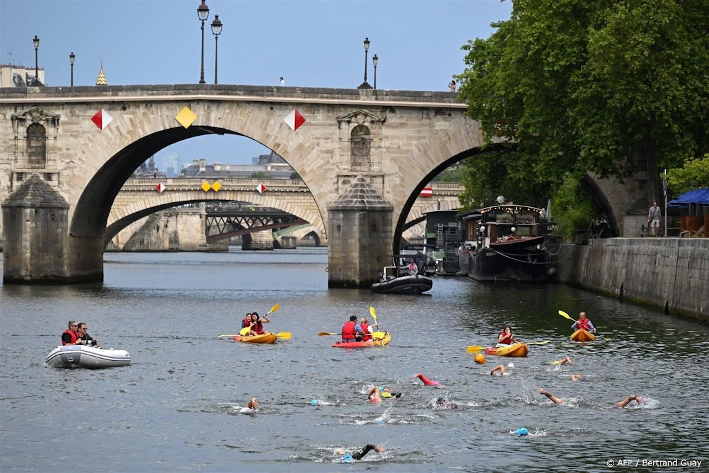 Parijzenaren mogen Seine weer in mede dankzij Olympische Spelen