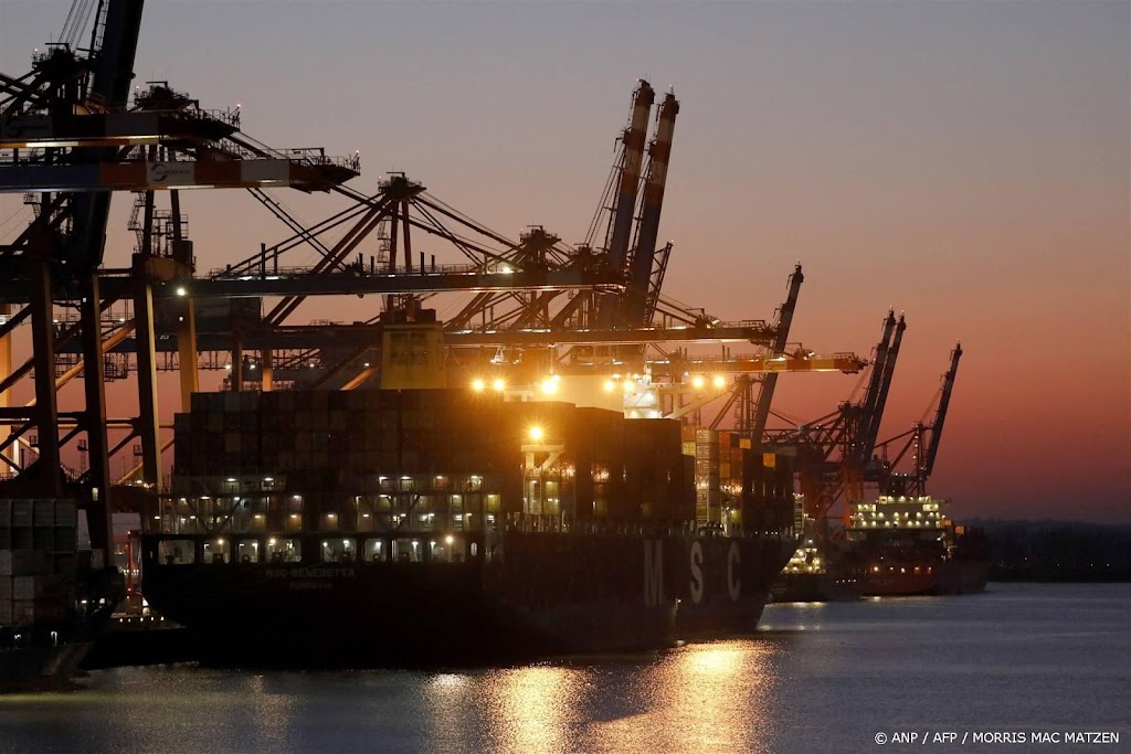 Tweedaagse staking werknemers van haven Hamburg