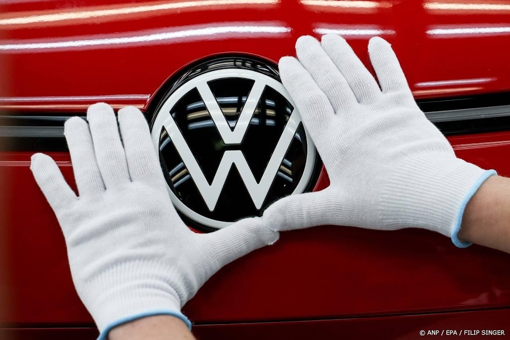 VW verkoopt fors minder auto's in VS door Amerikaanse heffingen