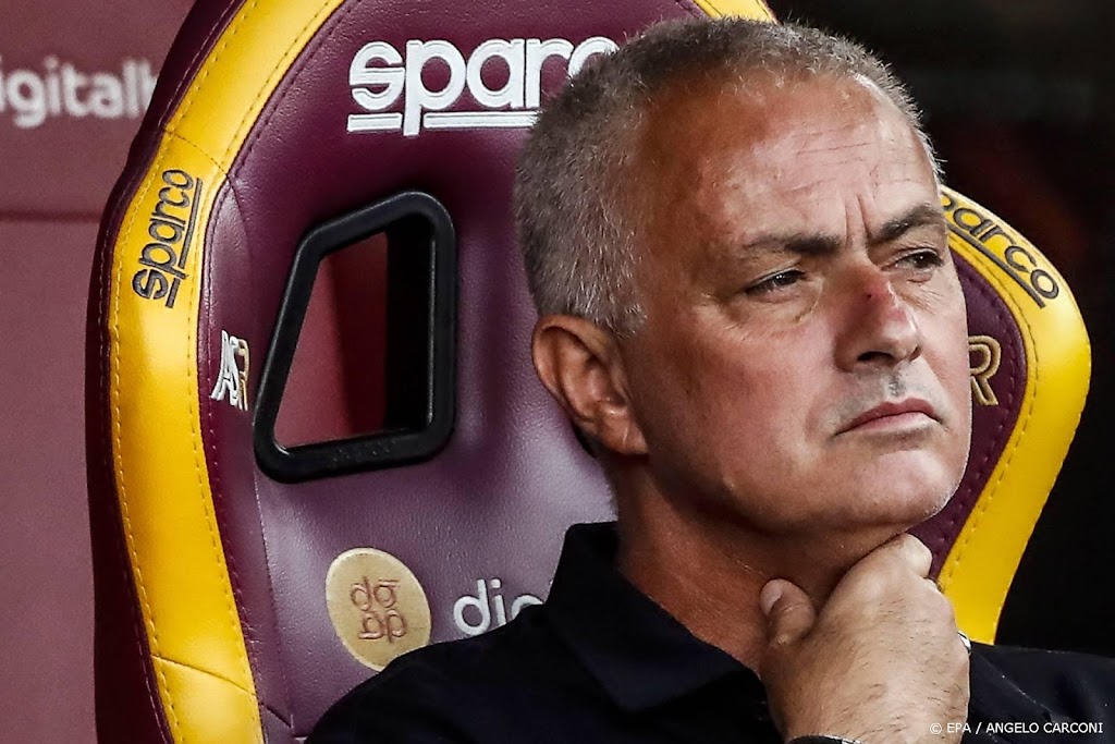 Trainer Mourinho belangrijk voor Wijnaldum bij keuze voor AS Roma