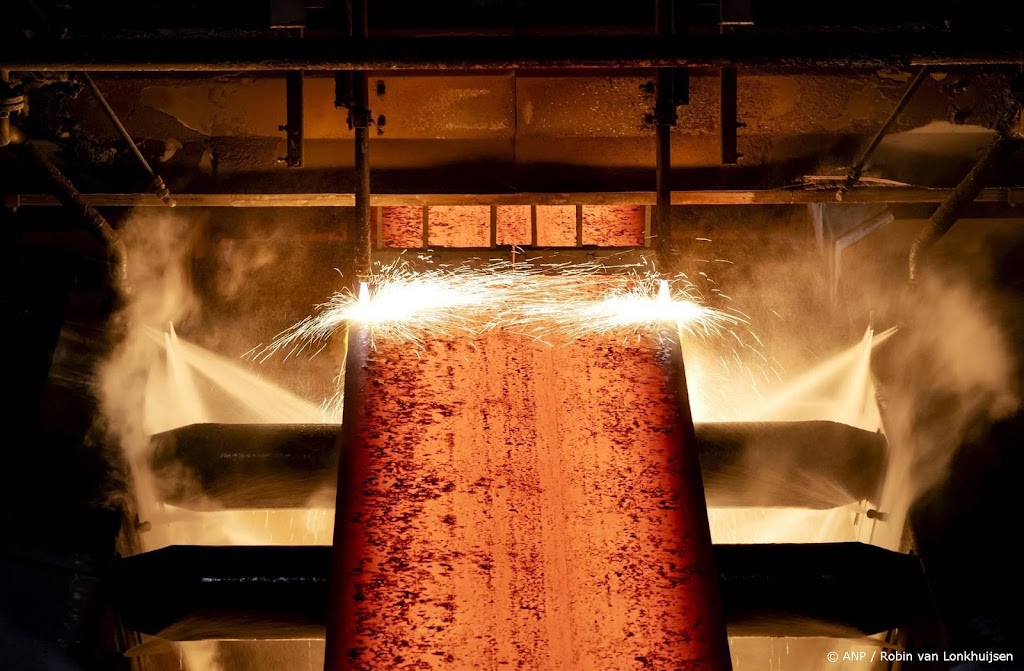 Productie Nederlandse industrie verder omlaag