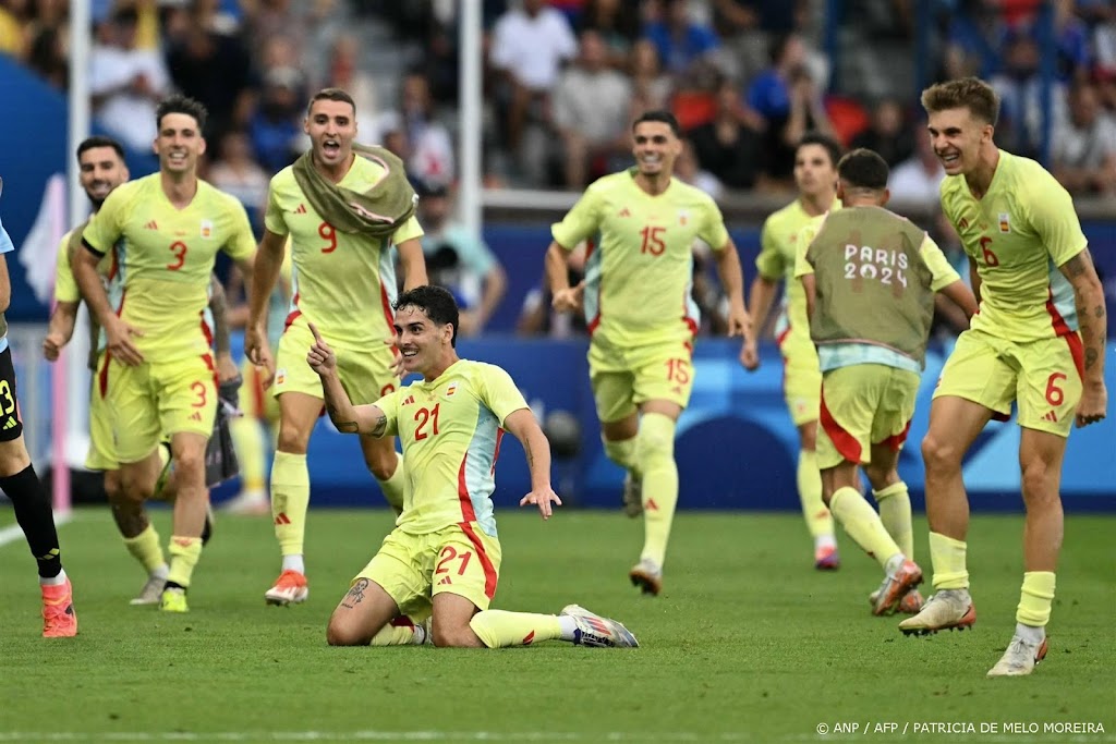 Spaanse voetballers winnen goud na thriller tegen Frankrijk