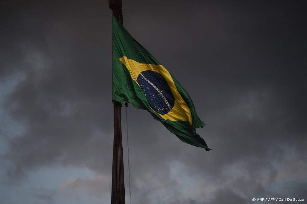 Ruim zestig doden door vliegtuigongeluk Brazilië
