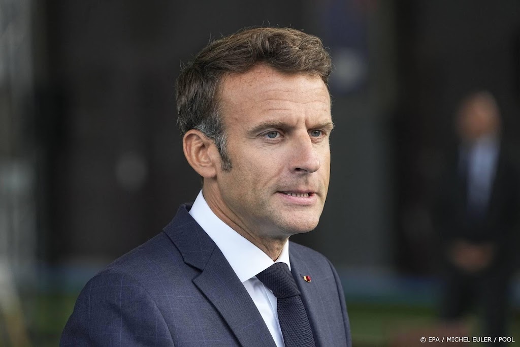 Macron dag na overlijden Elizabeth: we voelen allemaal een leegte