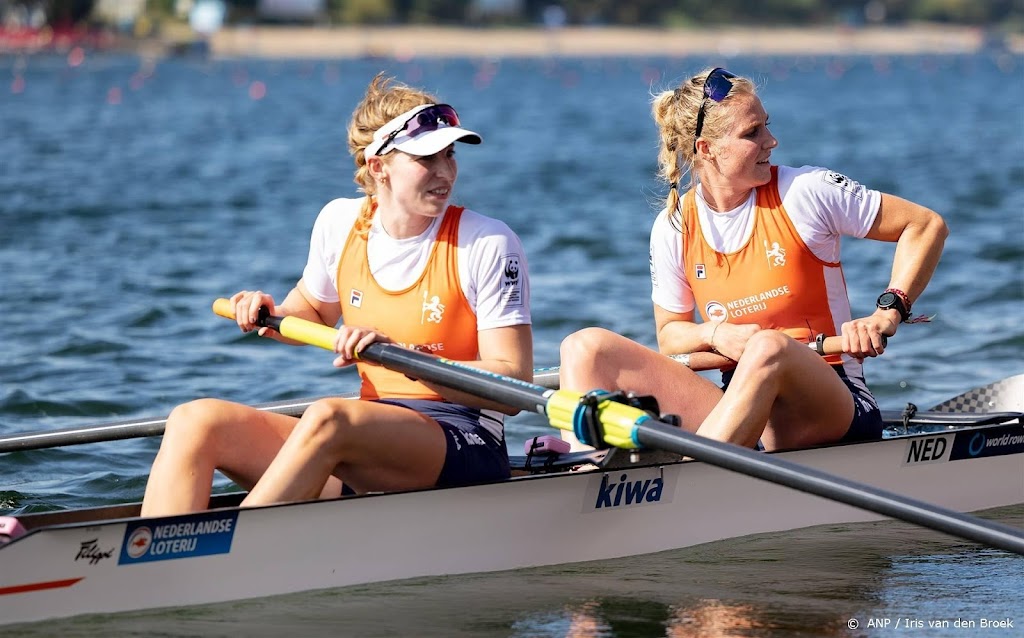 Roeisters Clevering en Meester wereldkampioen in tweezonder