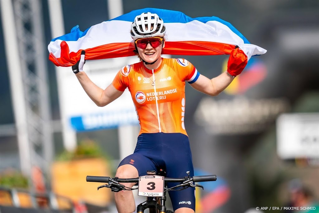 Wielrenster Pieterse rijdt na WK op de weg ook nog WK gravel
