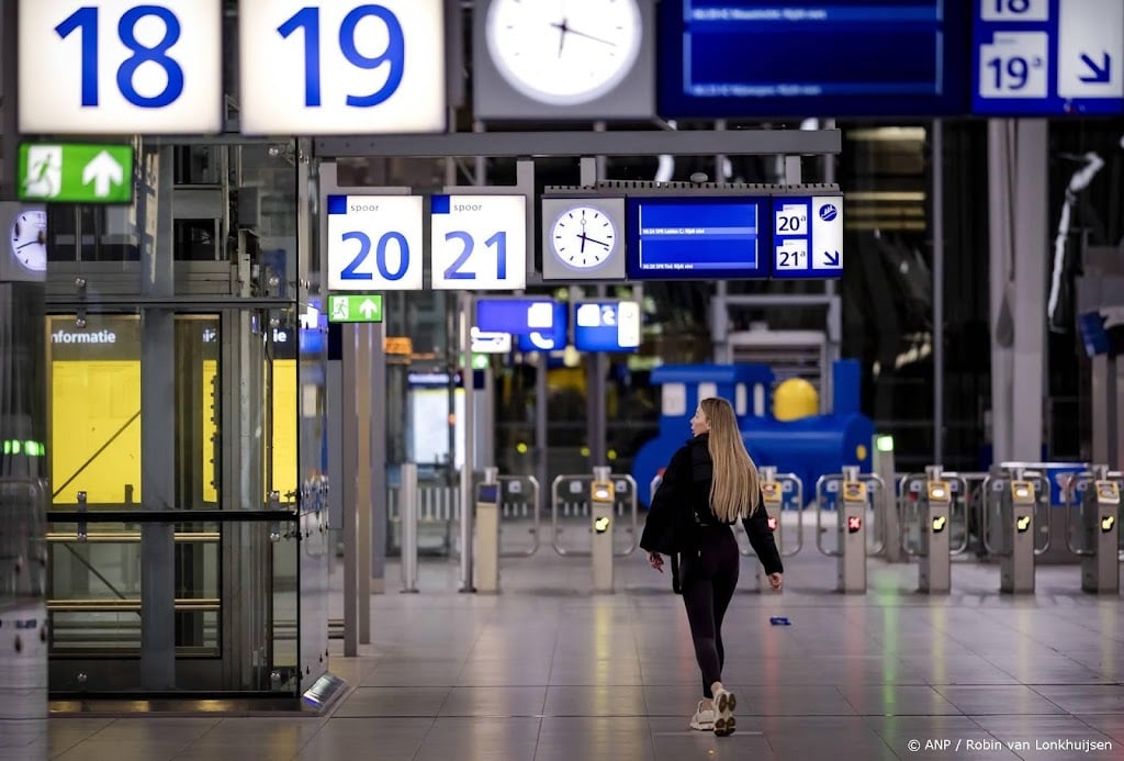 NS-stations leeg door landelijke 24-uursstaking