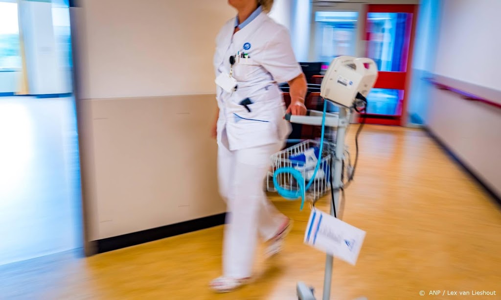 'Stijging onlinevacatures voor verpleegkundigen'