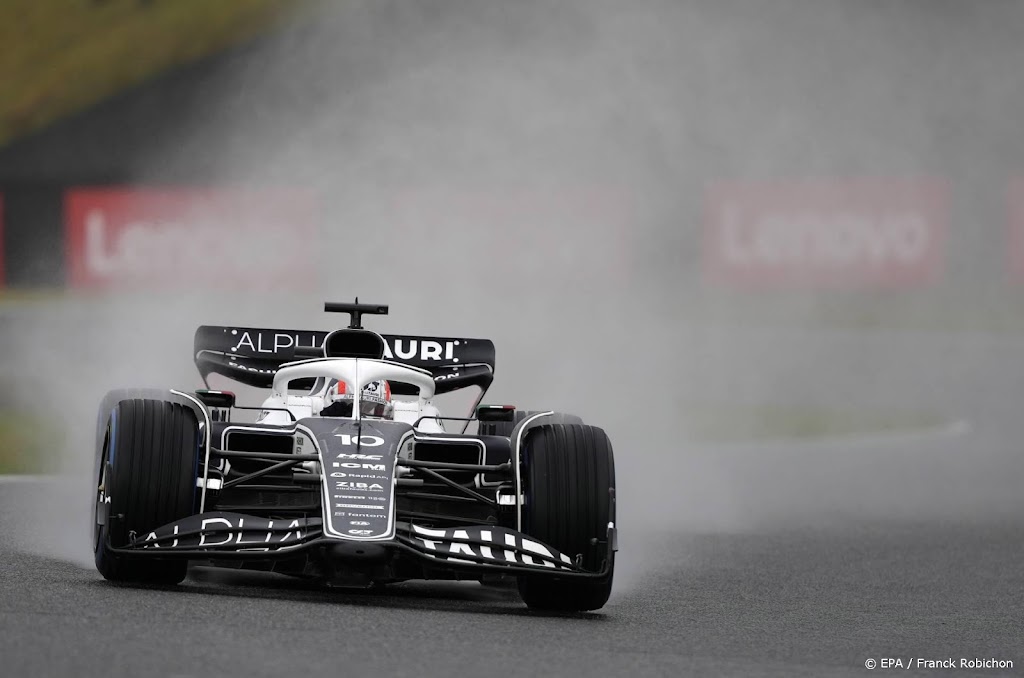 Formule 1-coureur Gasly woedend over 'tractor' op baan Suzuka