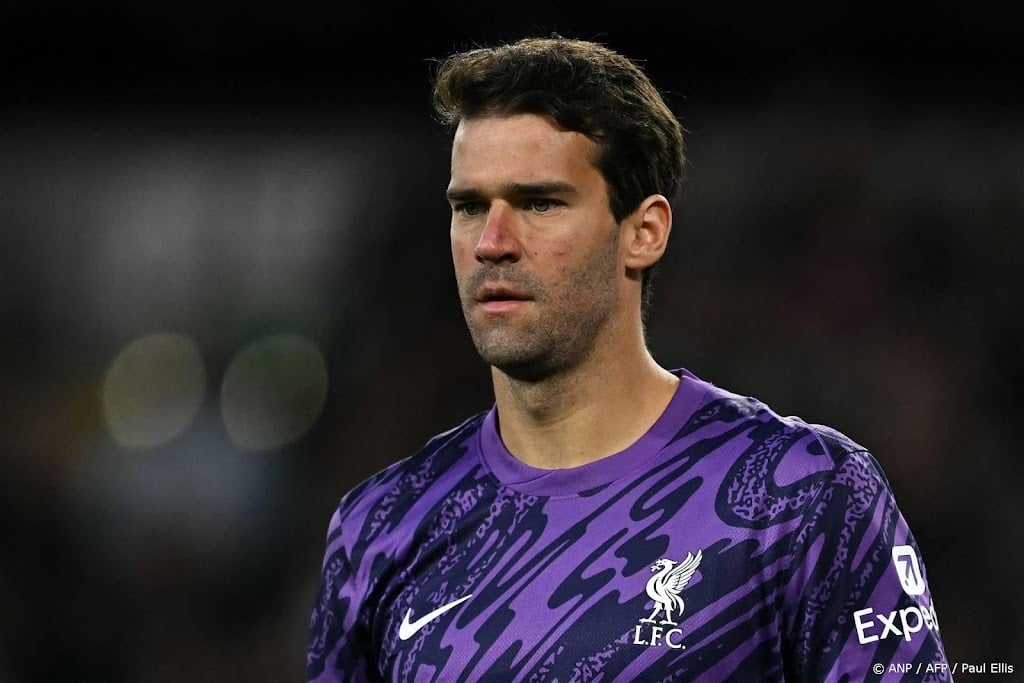 Liverpool-trainer Slot zo'n zes weken zonder keeper Alisson