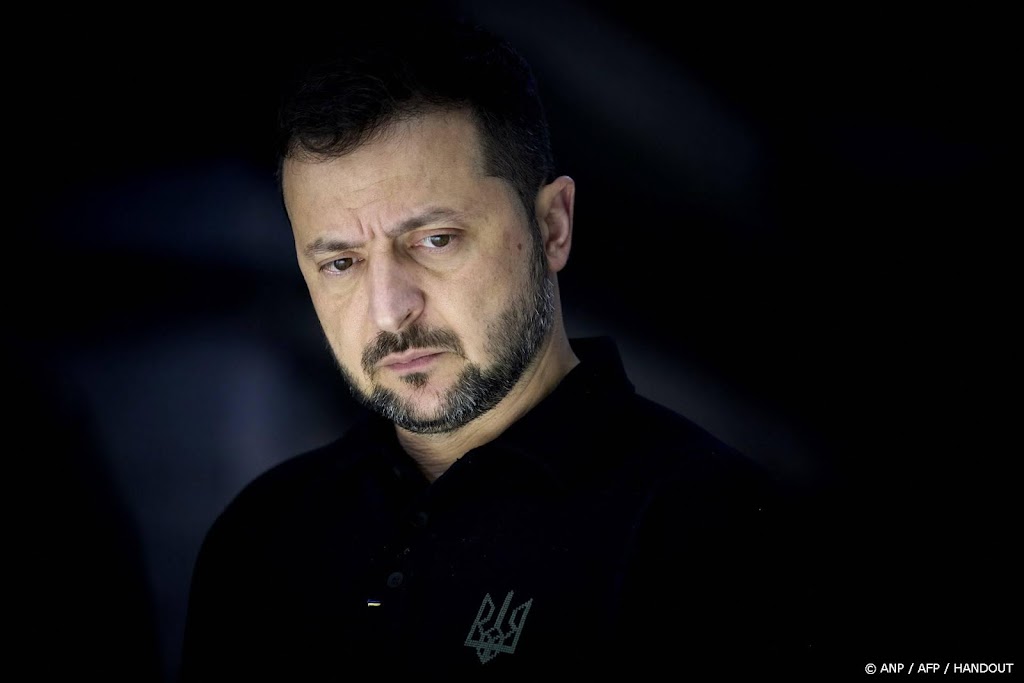 Paus Franciscus ontvangt vrijdag Oekraïense leider Zelensky