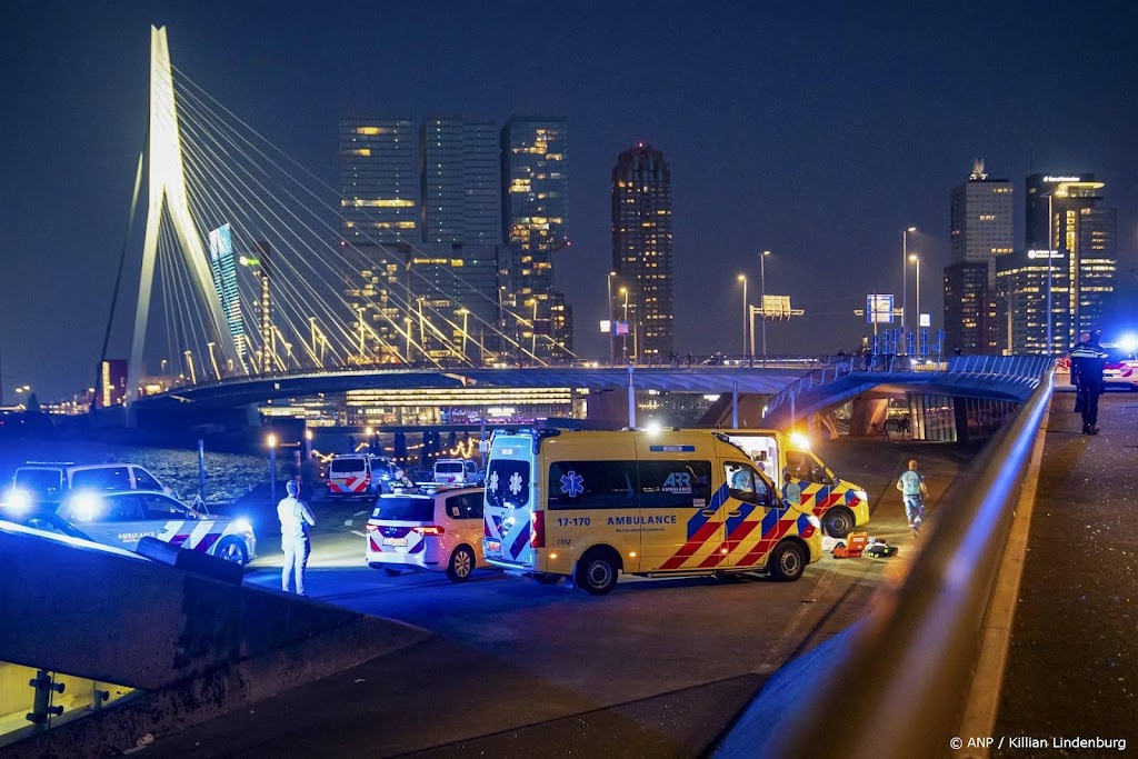 Voorarrest verdachte steekpartij Erasmusbrug Rotterdam verlengd