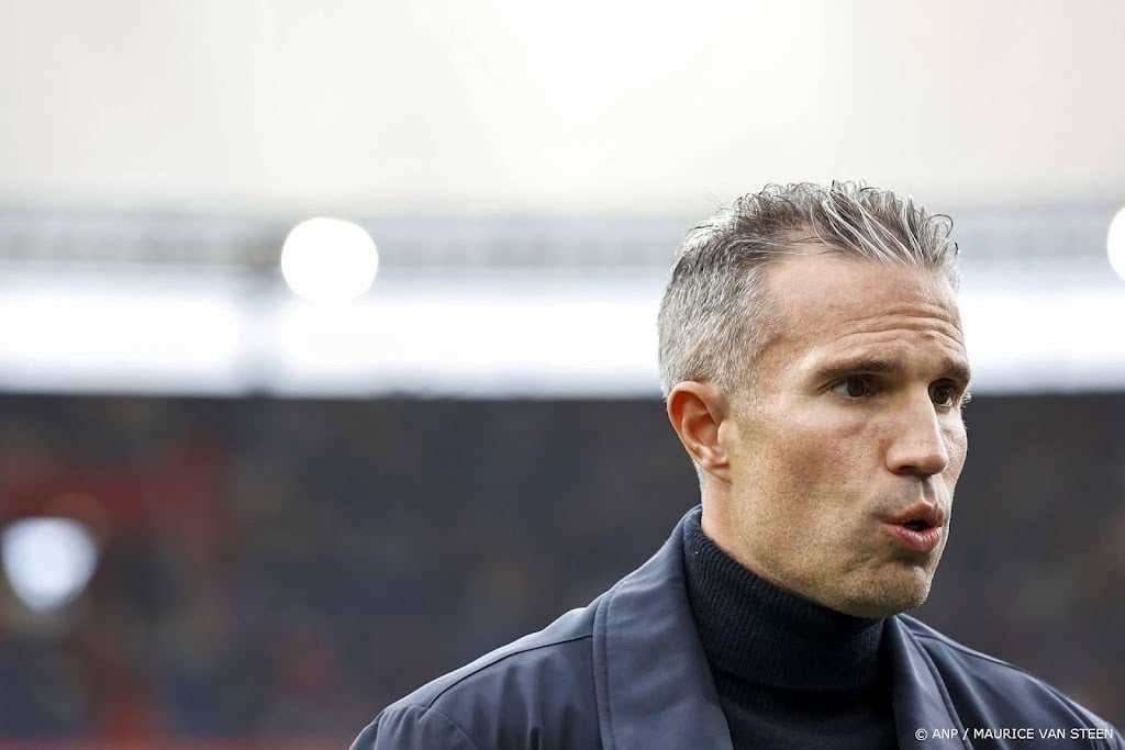 Feyenoord onderuit in oefenduel met FC Dordrecht van Kuijt