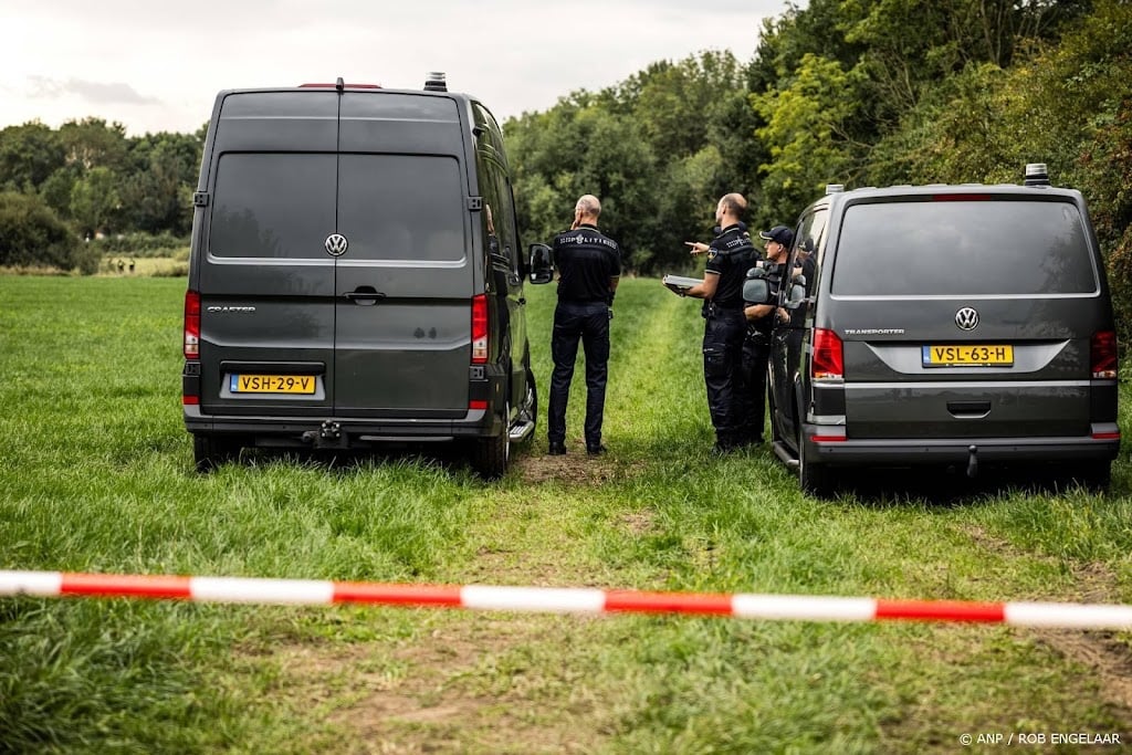 Overheden beloven geld aan gemeente na geweld Overasselt