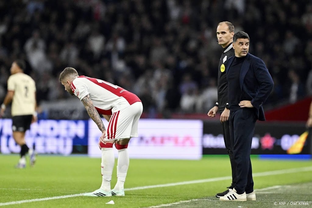 Ajax tegen NEC zonder Henrique, Bouwman terug in selectie