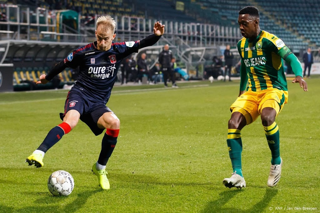 FC Twente-aanvaller Cerny voor het eerst opgeroepen voor Tsjechië