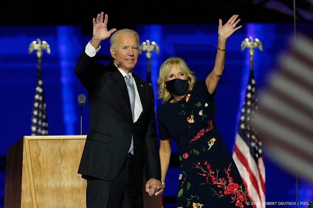 'Hoofd overheidsdienst VS dwarsboomt overgangsteam van Biden'