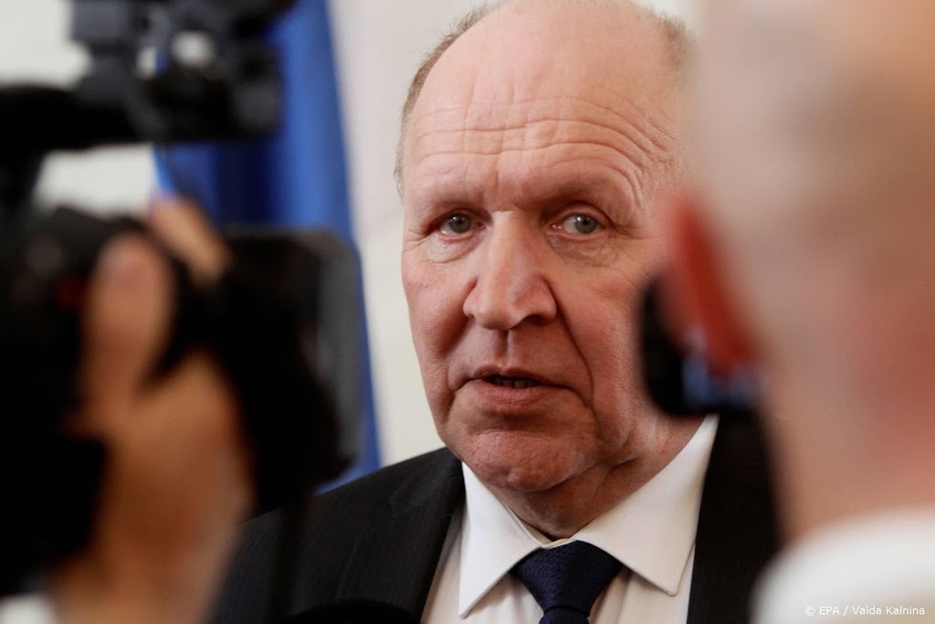 Estse minister neemt ontslag vanwege beledigen Biden