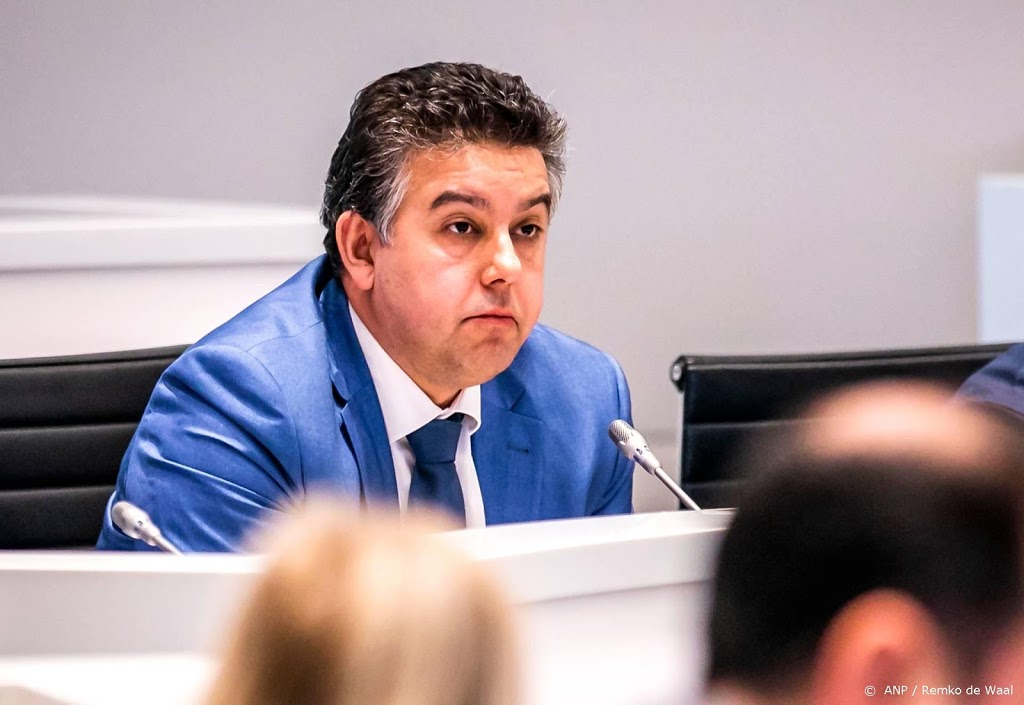 Van corruptie verdachte Haagse wethouder heeft baan ministerie