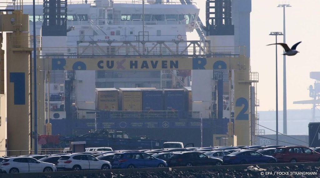 Duitse export daalt opnieuw door toeleveringsproblemen