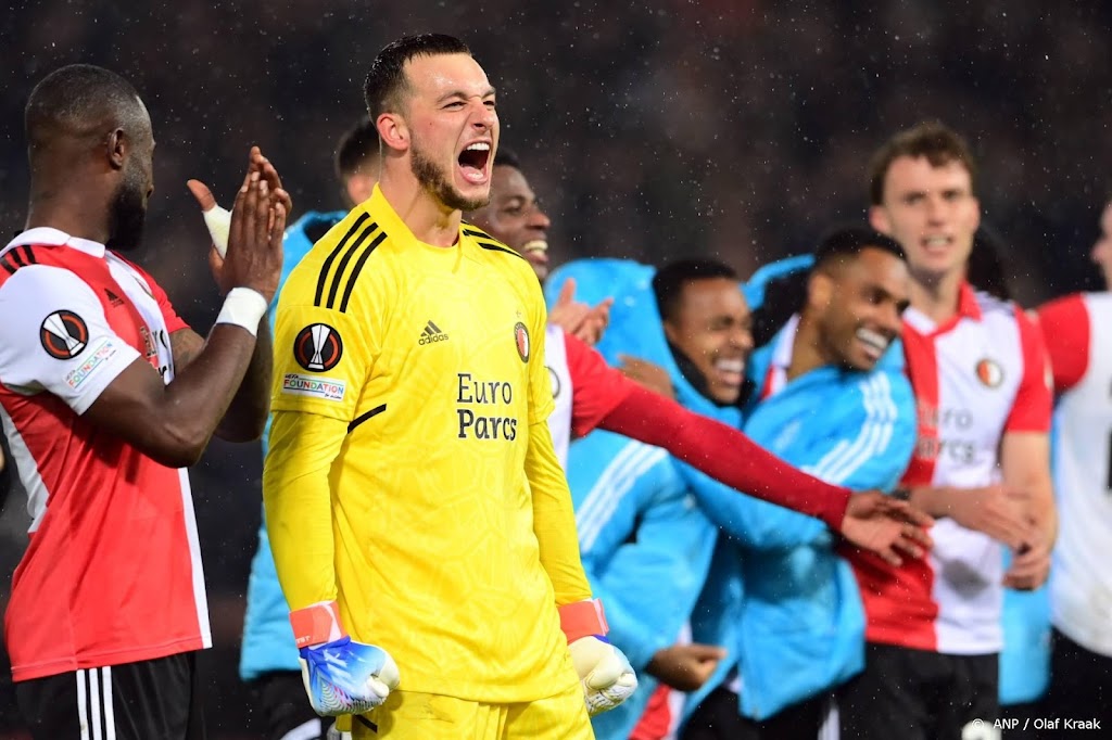 Feyenoord-trainer Slot hoopt op WK-selectie keeper Bijlow