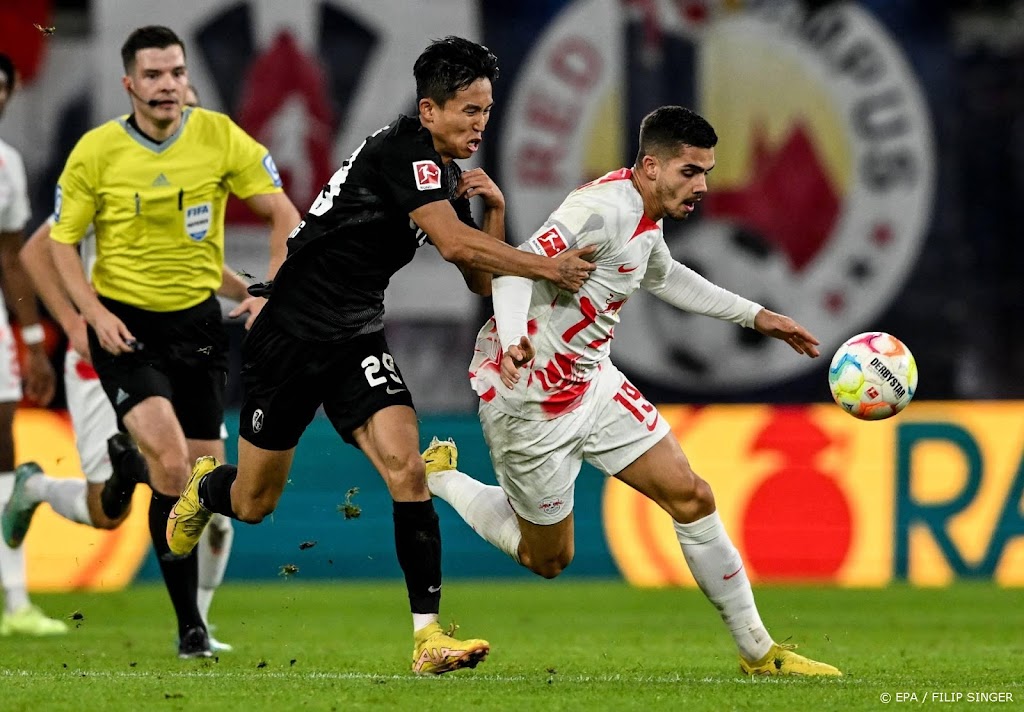 Achtervolgers Bayern München laten punten liggen