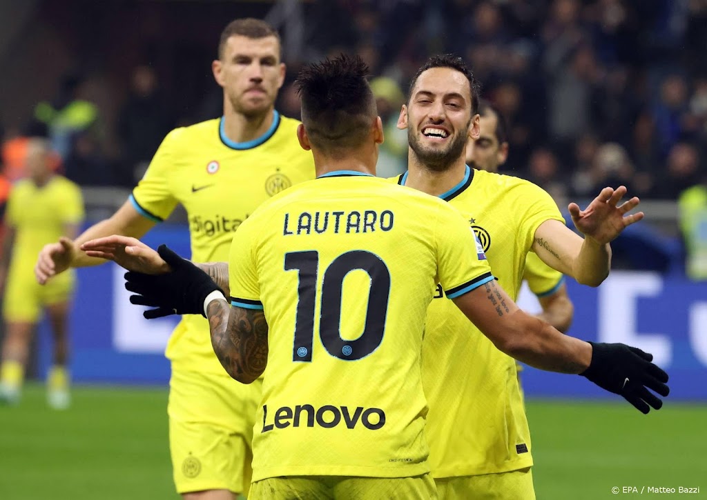 Inter klimt op ranglijst door ruime thuiszege op Bologna: 6-1