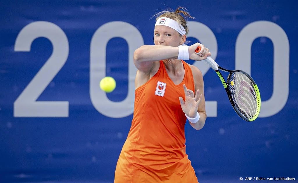Oud-toptennisster Bertens op haar plek als coach langs de baan