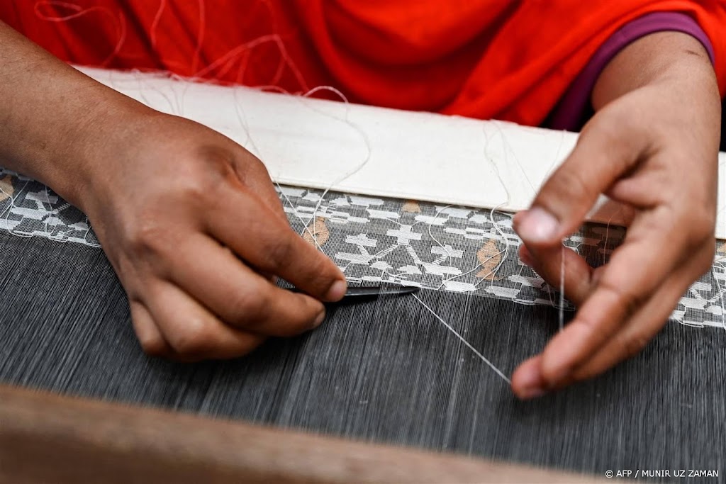 Grote kledingmerken gaan meer betalen voor kleding uit Bangladesh